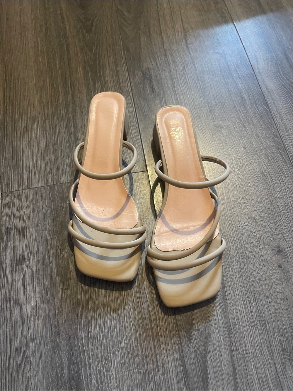 Women's Strappy Square-Toe Slide Heels in Beige